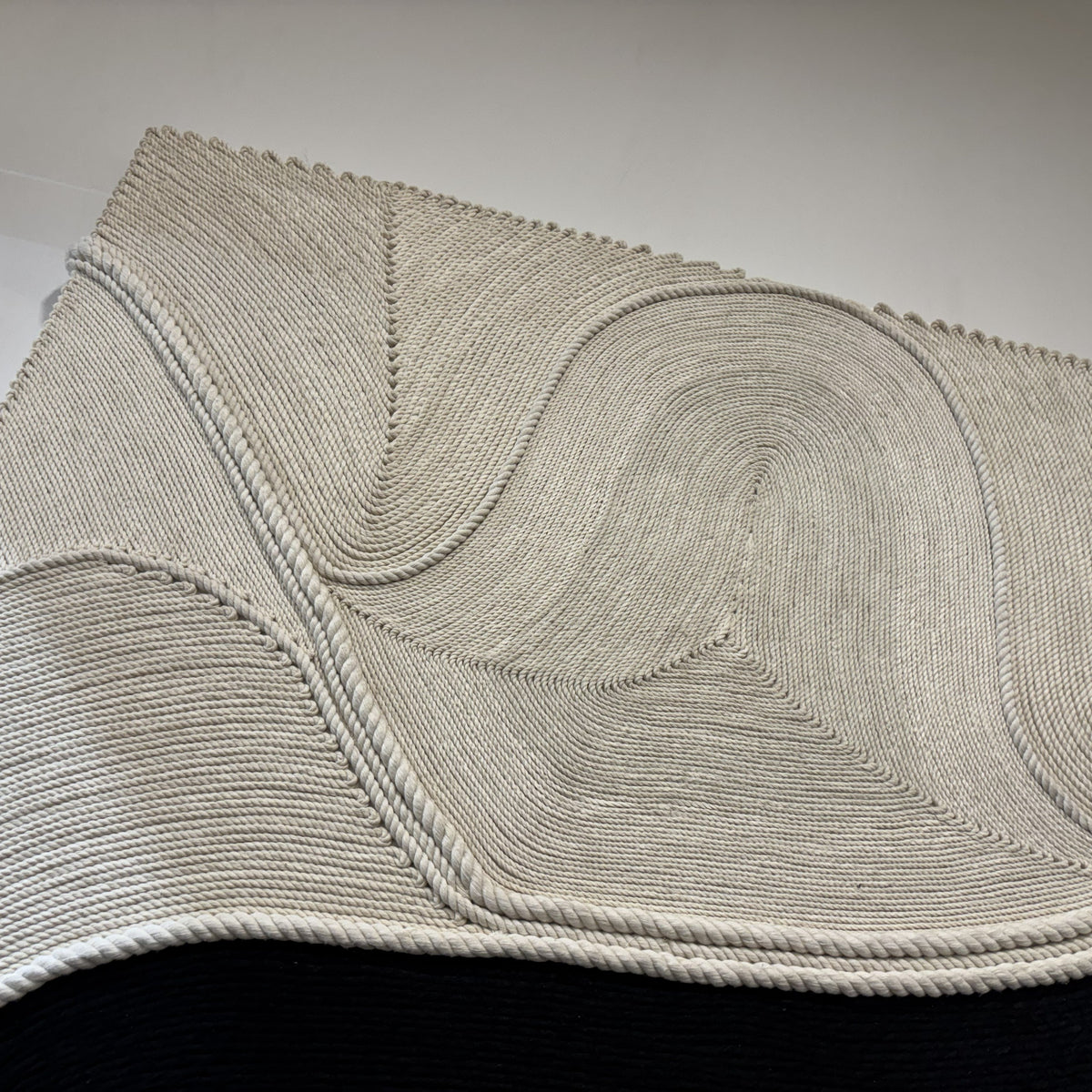 Threaded Currents | Acrylic Wool Art for Modern Interiors | QIBO