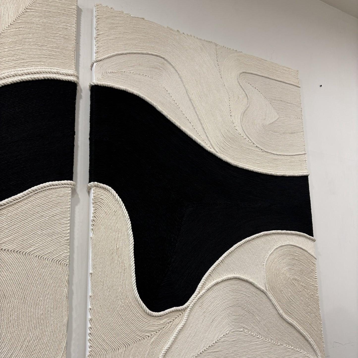 Threaded Currents | Acrylic Wool Art for Modern Interiors | QIBO